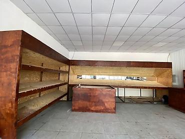 Полки для магазина: Только ветрены продаю 🚨 Срочно Цена договорная тел Комплект — 3