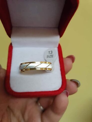 Prstenje: Vel 13
Cena 900 din/kom — 11