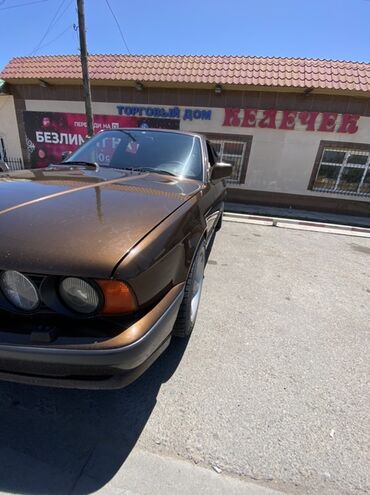 BMW: BMW 5 series: 1990 г., 0.3 л, Механика, Бензин, Седан — 5