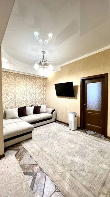 матросова кулатова: 2 комнаты, 77 м², Элитка, 14 этаж, Евроремонт