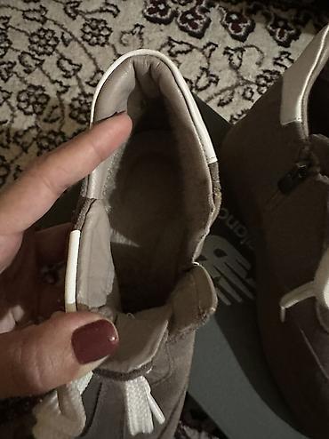 Ботинки и ботильоны: Новые Замшевые Деми ботинки в 39 размере на замке и шнурках — 7