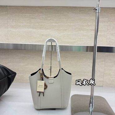 Классические сумки: Классическая сумка, Материал: Искусственная кожа, Женские, Новый — 9