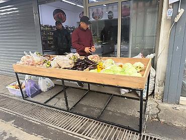 Соода жабдуулары: Уличный прилавок/стенд для овощей и фруктов - Конструкция: прочная — 3