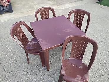 plastik kamod: Plastik masa və stul dəsti - Tərkib: 1 ədəd masa + 4 ədəd stul (bəzı — 2