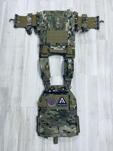с связи с переездом: В продаже тактический жилет расцветке Multicam, продаю за в комплект