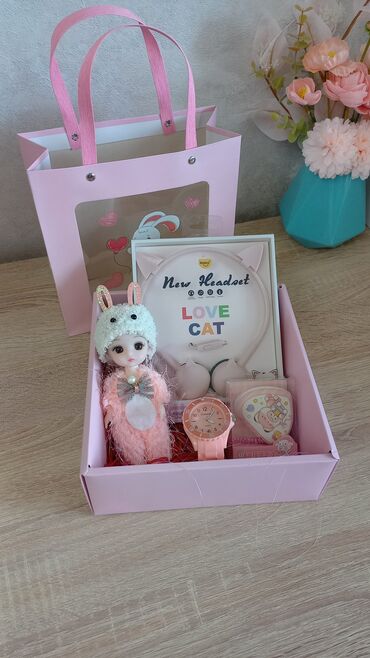 пакет игрушек: Подарочный набор 🌹 ⚘️ Наушники Love Cat KN3016 ⚘️ Часы розовые ⚘️