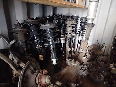 Другие автозапчасти: Автозапчасти на мерседес. Защитки двигателя, фары, бампера, ходовка — 9