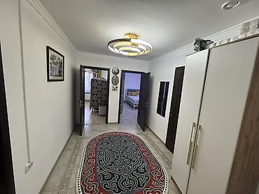 загородный дом с бассейном: 5 комнат, 220 м², 9 соток, Бишкек, Ак-Ордо 2 ж/м Собственник — 3