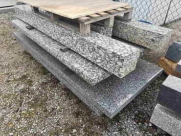 Cigla, kamen: Na prodaju 30 m3 granitnih ploca, stubova, od razlicitih vrsta. Imamo — 8