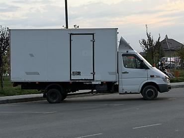 cdi: Грузовой фургон Mercedes‑Benz Sprinter 2003 2.7 CDI очень надежный — 2