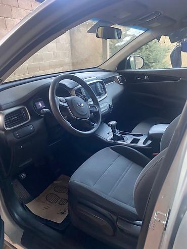 Kia: Kia Sorento: 2019 г., 2.4 л, Автомат, Бензин, Кроссовер — 2