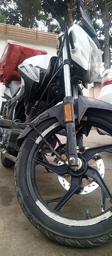 mapet: Motosiklet – gündəlik sürüş və kuryer işləri üçün praktik şəhər — 3