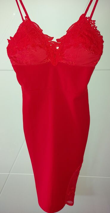 haljina mini teksas: Svečana crvena haljina