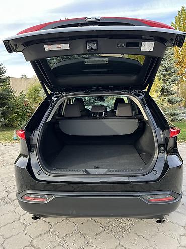 byd leopard 3: Toyota Venza: 2021 г., 2.5 л, Автомат, Гибрид, Кроссовер — 4