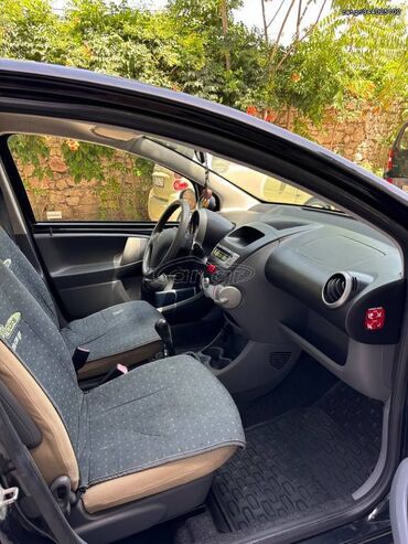 Peugeot: Peugeot 107: 1 l. | 2007 έ. 140300 km. Χάτσμπακ — 19