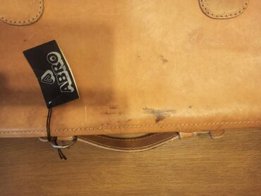 Ostali alati i mašine: Nova kožna torba za alat od debele goveđe kože. Ima tri pregrade (dve — 10