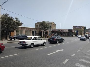 Mağazalar: ✅Gedis-Gelisli, ehalinin sıx məskunlasdigi ərazi ✅Xətai r. Köhnə — 14