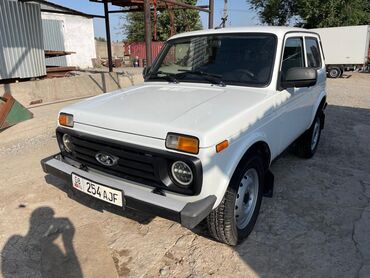 лобовые стекла саната: ВАЗ (ЛАДА) 4x4 Niva: 2021 г., 1.7 л, Механика, Бензин, Жол тандабас