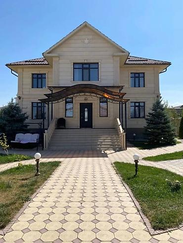 Продажа домов: Дом, 270 м², 6 комнат, Агентство недвижимости, Евроремонт — 1