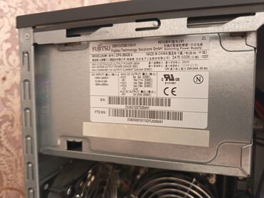 Masaüstü kompüterlər və iş stansiyaları: Fujitsu stolüstü kompüter seti Tərkib: - Fujitsu mid-tower sistem — 11
