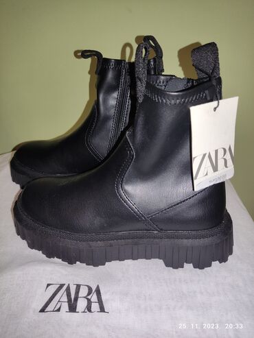 gaziste za decu: Kid's boots, Zara, 32