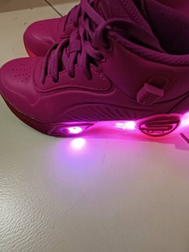 waikiki papuce za decu: Skechers, Size - 20.5, Light up