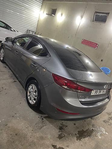 hyundai elantra diffuser: Hyundai Elantra: 2 l | 2018 il Sedan — 7