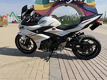 suzuki gsx 200: •Suzuki GSX-R 250 •Состояние Ляля •2024 года •пробег 9.000 •ABS •Лед — 1