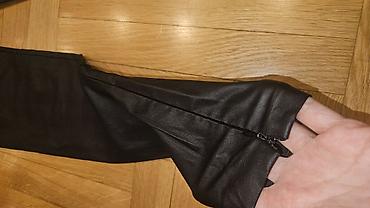 zara model pantalona: Zara u veličini xs imitacija kože uske pantalonice. Bez mane, nošene — 3