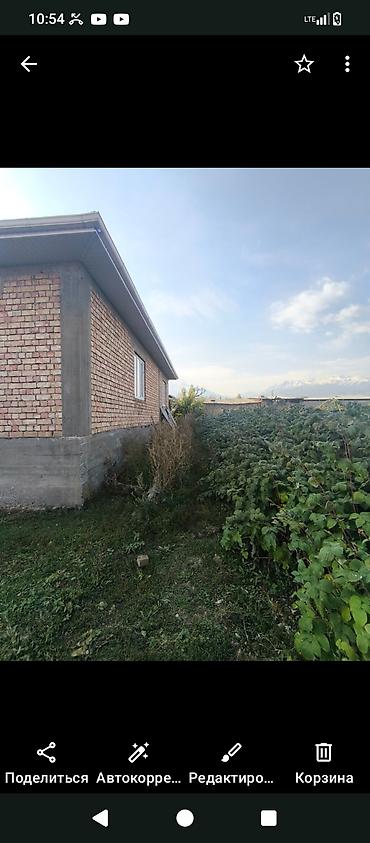 Продажа коттеджей и домов: Село Байтик Арчалы Уй сатылат Кызыл китеби менен уйдун размери 145 at lalafo.kg — 10 Продажа коттеджей и домов: Село Байтик Арчалы Уй сатылат Кызыл китеби менен уйдун размери 145 — 10