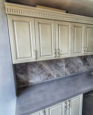 Sifarişlə mətbəx mebeli: Sifarişlə mətbəx dəsti, Özü çəkən petlələr, Mat laminat, Kredit var, Pulsuz çatdırılma, Rayonlara çatdırılma — 5