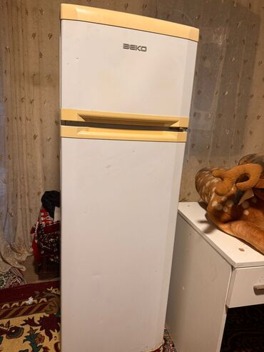defrost soyuducu: Б/у 2 двери Beko Холодильник Продажа, цвет - Белый