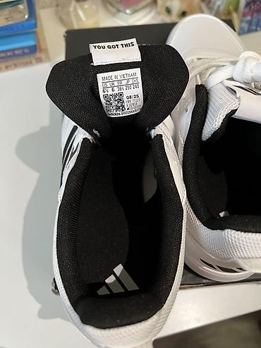 бмв спартивка: Мужские кроссовки, 39, Adidas Originals, Новый, цвет - Белый — 4