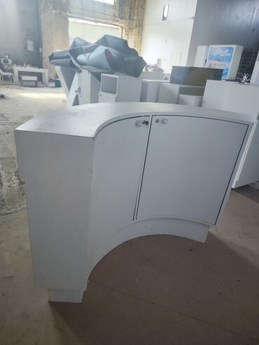 Digər mebel: Material MDF boya Uzunluğu 157 sm Dərinliyi 29 sm Hündürlüyü 102 sm lalafo.az -da Digər mebel: Material MDF boya Uzunluğu 157 sm Dərinliyi 29 sm Hündürlüyü 102 sm