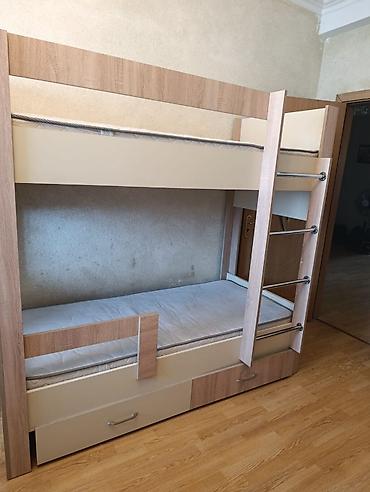 divar desən: İki mərtəbəli çarpayı satılır. Model funksional quruluşa malikdir və — 4