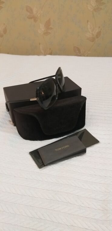 Eynəklər: Tom Ford eynek — 10