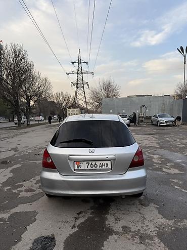 Honda: Honda Civic: 2001 г., 1.5 л, Механика, Бензин, Хэтчбэк — 4