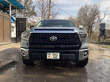 Toyota Тундра: 2019 г., 4.6 л, Автомат, Бензин, Пикап — 1