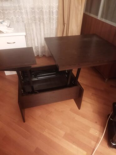 yığılıb açılan stol: Qonaq masası, İşlənmiş, Açılan, Kvadrat masa