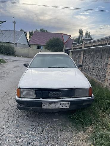 Audi 100: 1984 г., Механика, Бензин, Седан