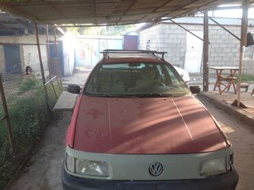 багаж на авто: Volkswagen Passat: 1992 г., 2 л, Механика, Бензин