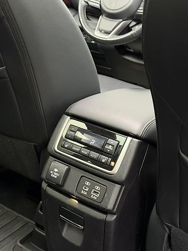 Subaru: Subaru Ascent: 2023 г., 2.4 л, Вариатор, Бензин, Кроссовер — 8