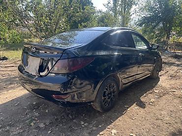 атсеф зил: Hyundai Solaris: 2011 г., 1.6 л, Автомат, Бензин, Седан — 2