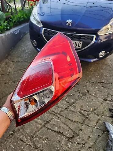 DESNI STOP FORD FIESTA MK6 | desni stop ford giesta mk6 — 1