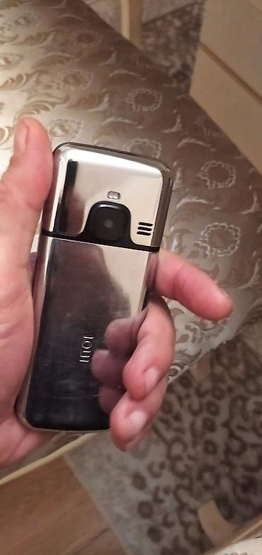 nokia 2010: Nokia 6700 Slide, Düyməli — 2