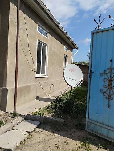 Продажа коттеджей и домов: Продается дом общей площадью 100кв на участке 38соток.Дом на два — 12