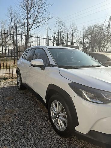 Toyota: Toyota : 2022 г., 2 л, Автомат, Бензин, Кроссовер — 3