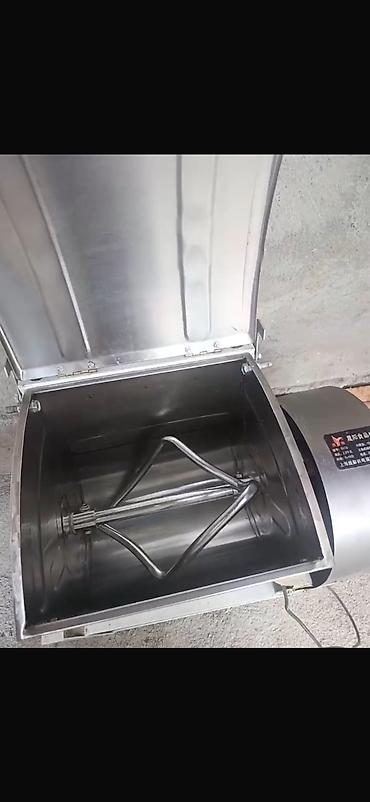 Продаю Тестомес 15 кг 3-4 раза пользовались цена 19000 сом пишите at lalafo.kg Продаю Тестомес 15 кг 3-4 раза пользовались цена 19000 сом пишите