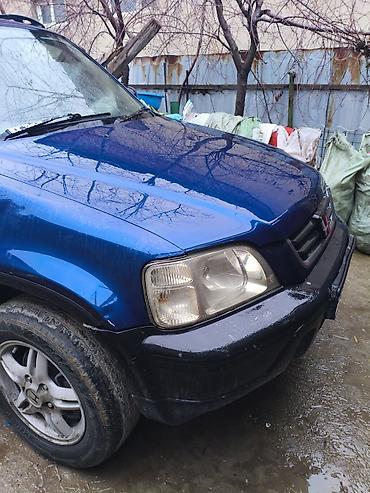 Honda CR-V: 1998 г., 2 л, Автомат, Бензин, Внедорожник at lalafo.kg Honda CR-V: 1998 г., 2 л, Автомат, Бензин, Внедорожник