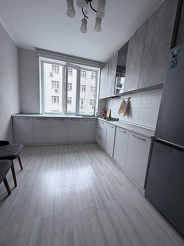 Гарнитуры для зала: 🏡 Продаётся просторная 2-комнатная квартира в мкр. Тунгуч! 📍 Исакеева — 7